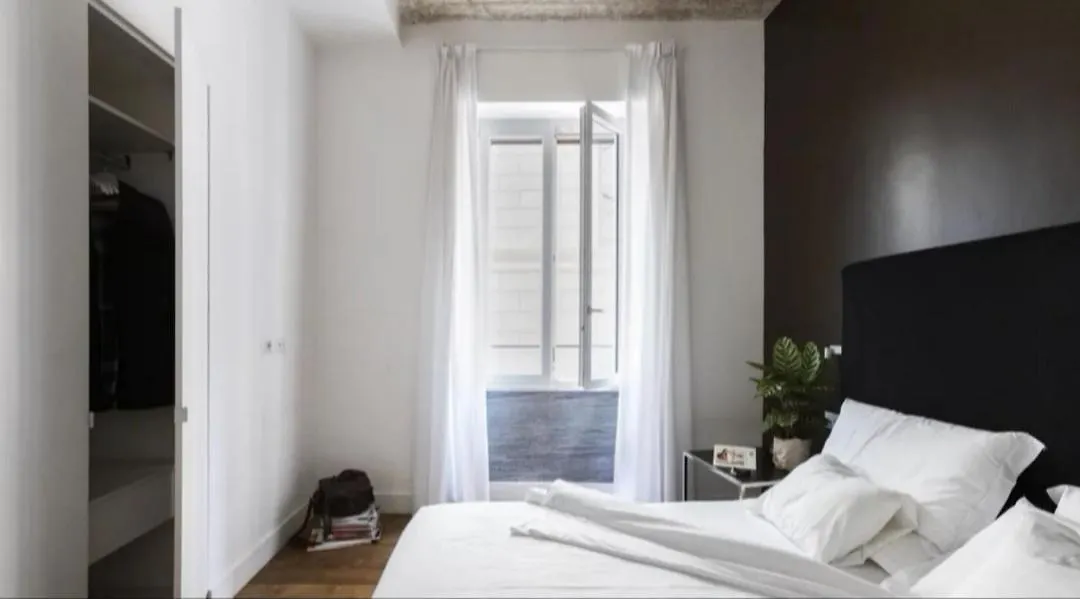 App Leoncino Design Apartment In Rome-1